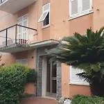 San Michele Di Pagana Daire Rapallo